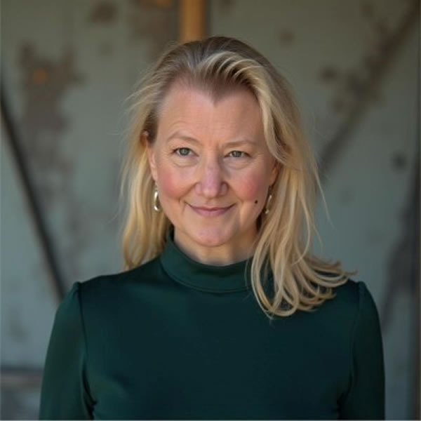 Ms Heather Buchanan